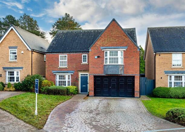 9 Henry Fowler Drive-front2.jpg