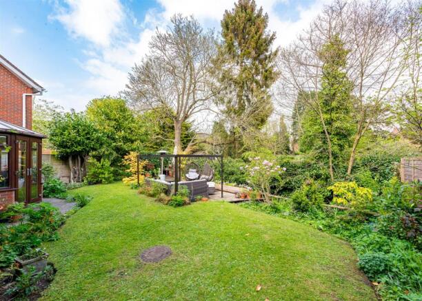 3 Church Meadow-APR25-garden1.jpg