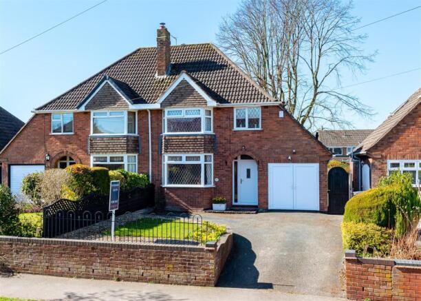 16 Clive Road-front MAR25.jpg