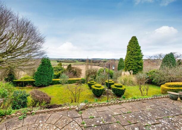 Southcliffe-gdn1.jpg