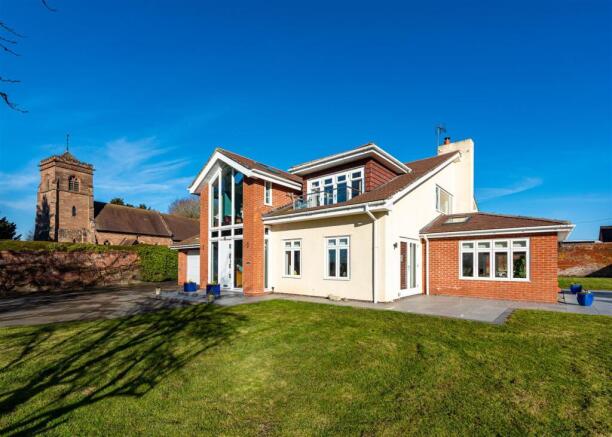 St Cuthberts House-front4.jpg