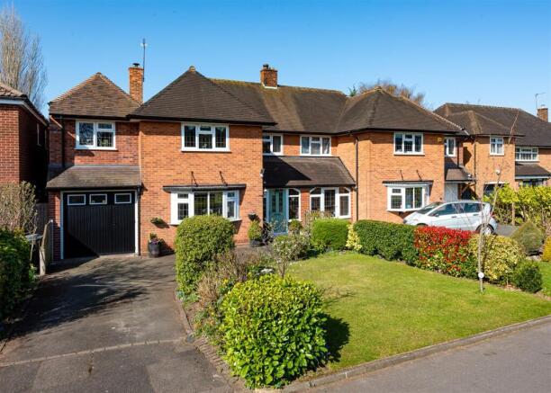 17 Wrekin Drive-front2.jpg
