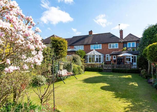 17 Wrekin Drive-garden4.jpg