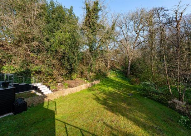 Old Mill House-garden1.jpg