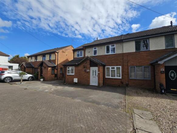 34b Codsall Road 1