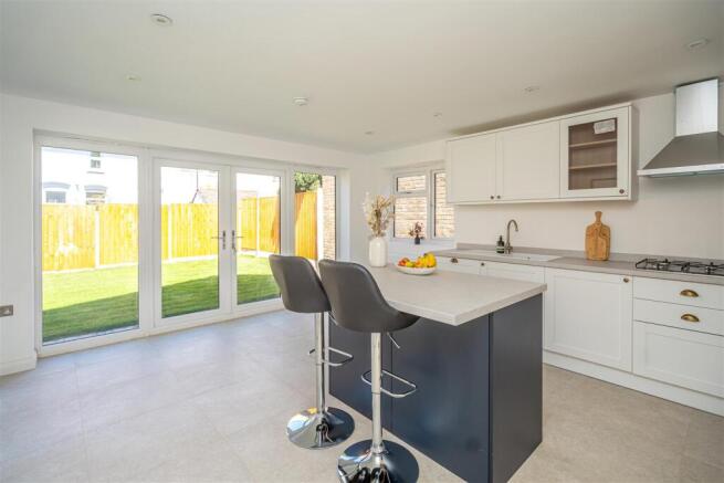 31 Brunslow Close (1).jpg
