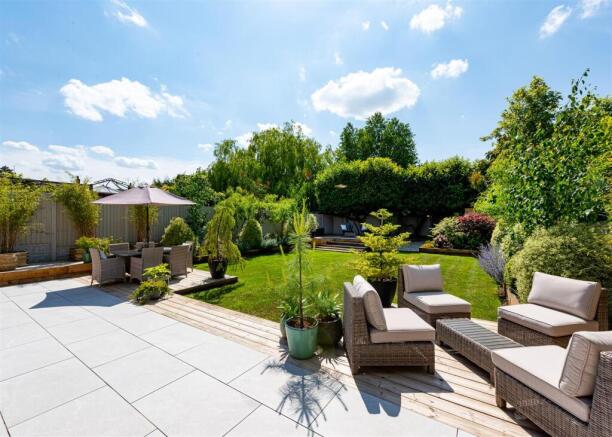 5 Foley Avenue-garden2.jpg
