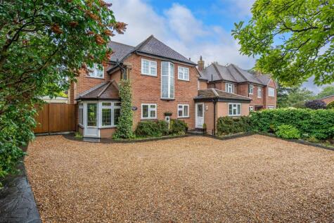 15 Wood Road, Tettenhall Wood, Wolverhampton, WV6 8NG