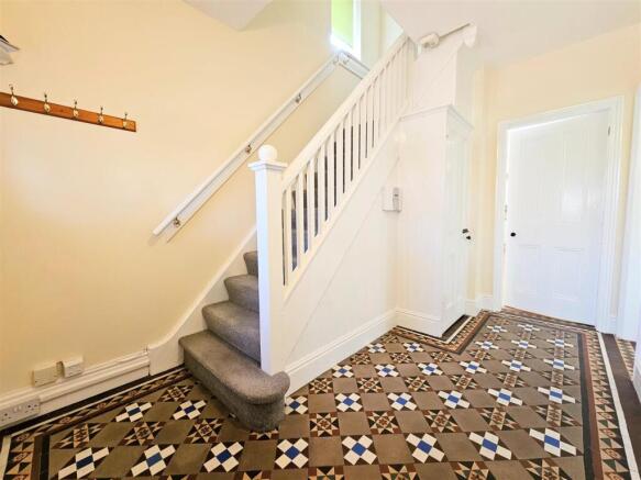 171 Coalway Road 11