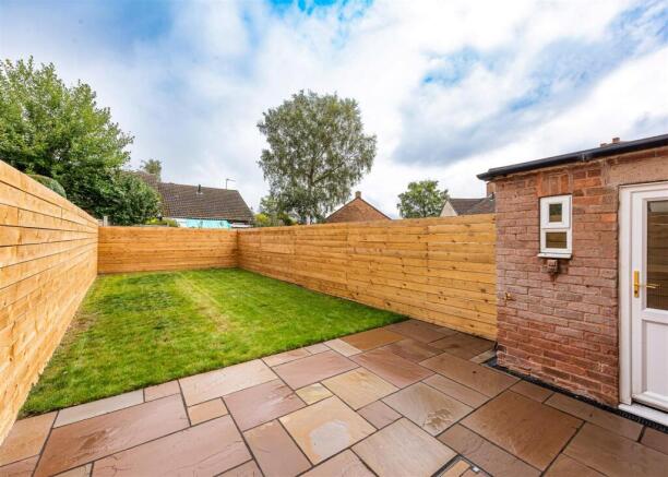 17 Oak Road-external-3.jpg