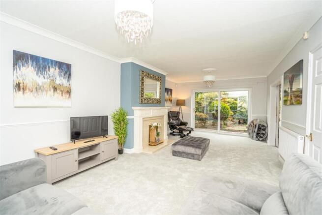 Alpine Lodge (15).jpg