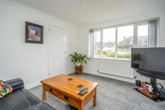 16 Queens Road (5).jpg