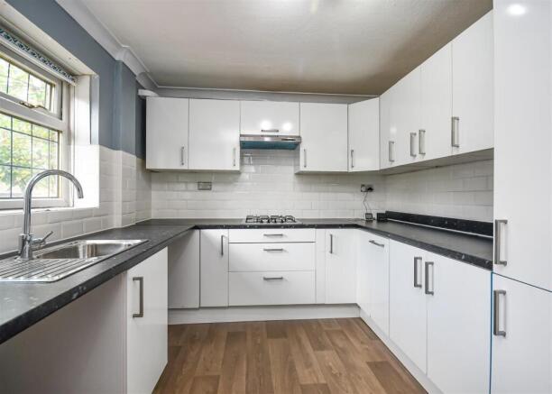 26 Brook Road-Kitchen.jpg