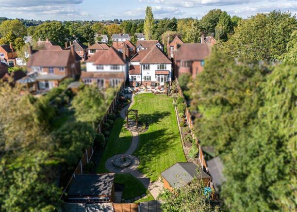 9 Meadow Road-drone-3.jpg