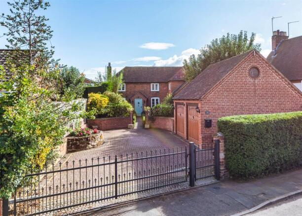 Apple Tree Cottage-04.jpg