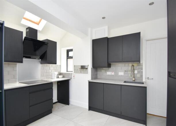 19 Blackburn Avenue - Kitchen.jpg
