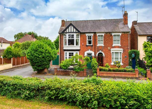 41 Broad Lane-front2.jpg