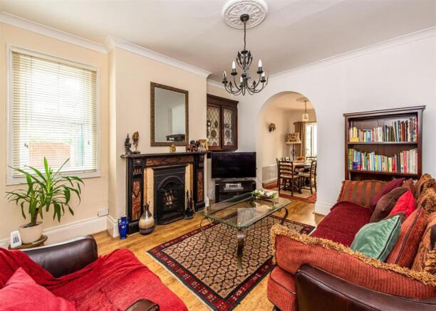 41 Broad Lane-reception2.jpg