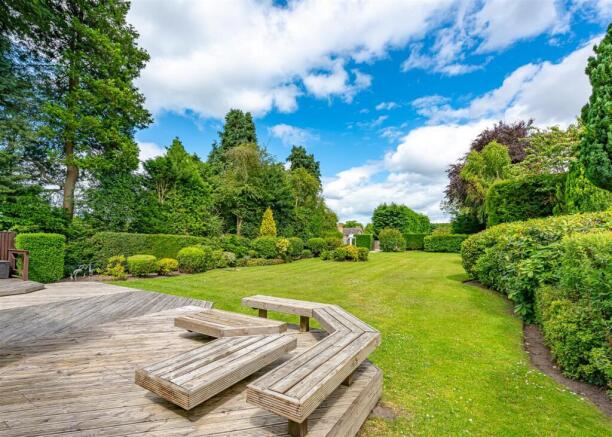 14 Wergs Hall Road-garden1.jpg