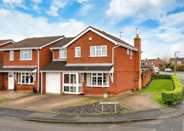 2 Stokesay Avenue-17.jpg