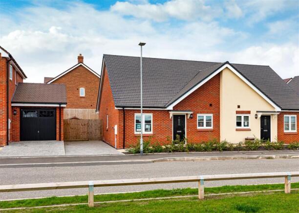 11 Leeveson Drive-09.jpg