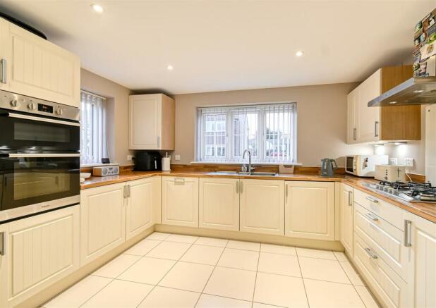 18 Hodgson Road-33.jpg