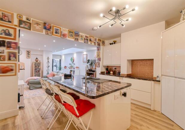 27 Innage Lane-12.jpg