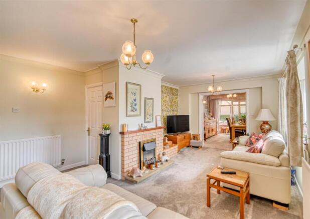 6 Church Meadow-02.jpg