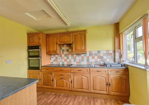 7 Brown Clee Road-04.jpg