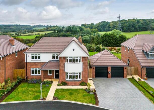 1 Rowan Grange-drone-1.jpg