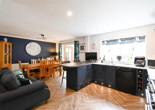 7a Stratford Lane-20.jpg