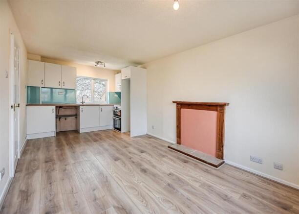 44a Hook Farm Road-1.jpg