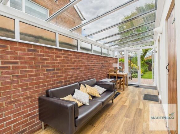 CAM03663G0-PR0143...