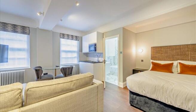 lg_p1073_63812071...