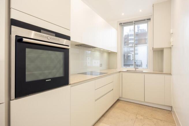 Cadogan Place 31 ...