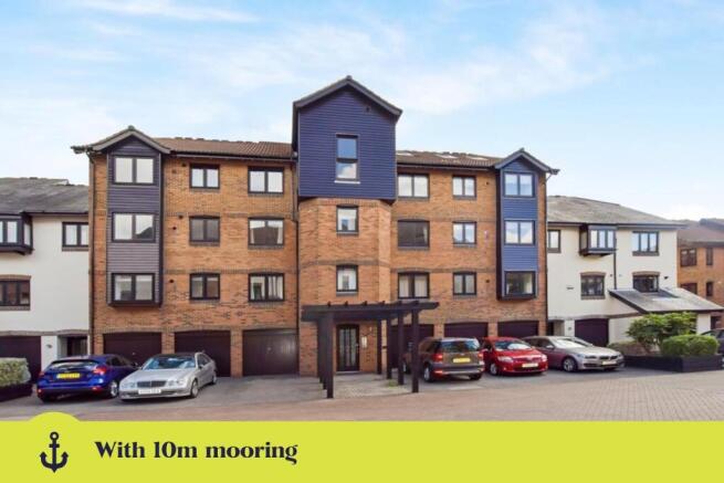 17 MOORHEAD.jpg