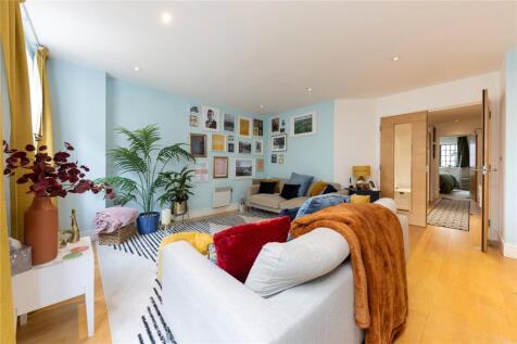 Ginger Apartments, 1 Cayenne Court, London, SE1