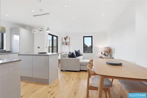 Higgins House, 161 St. James's Road, London, SE1