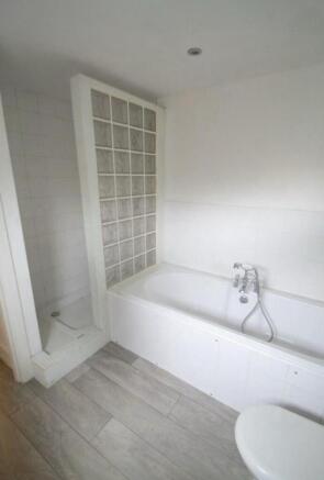 Bathroom / WC