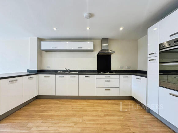 cb7ab1bd-kitchen