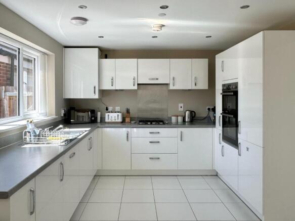Kitchen/Breakfast Room