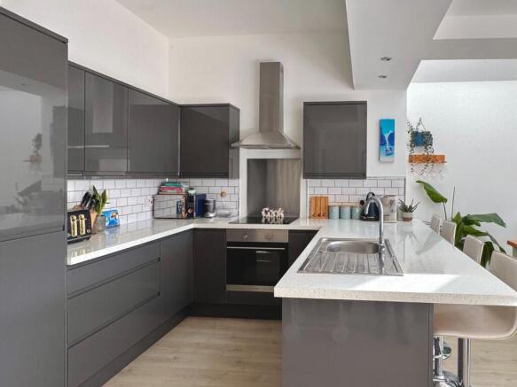 Open Plan Lounge/Dining/Kitchen