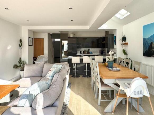 Open Plan Lounge/Dining/Kitchen