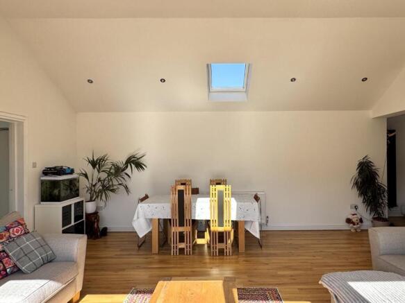 Open Plan Living/Dining