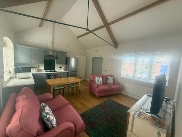 Living Area 2.jpg