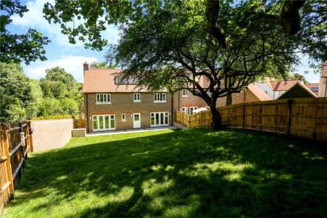 Tanners Reach, Sheet, Petersfield, Hampshire