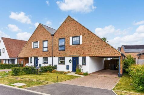 Francis Rose Way, Liss, Hampshire