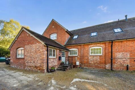 Monks Walk, North Lane, Buriton, Petersfield, Hampshire