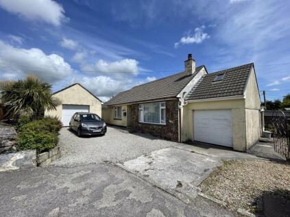 Burnwithian, Redruth