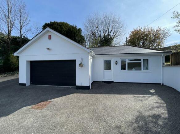 Garage And Hobby Room